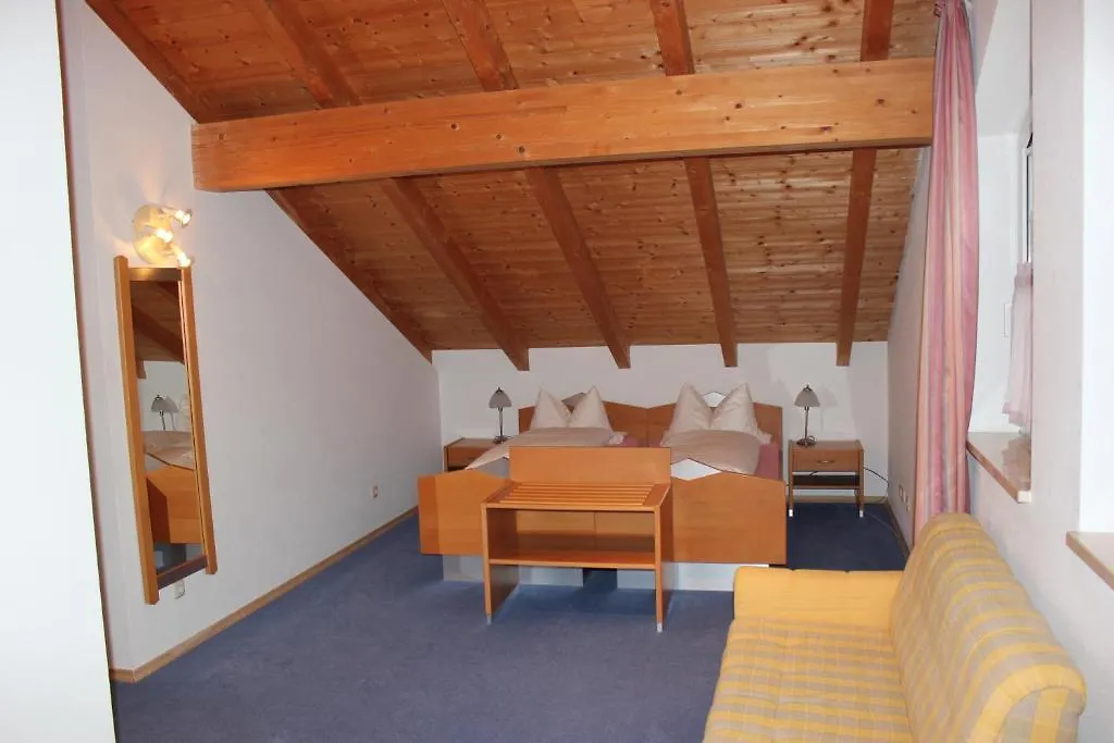 Pension Demmel, Bed & Breakfast Bruckmühl Gasthof